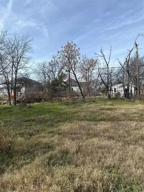 708 S 9th St, Temple, TX 76504 photo 3