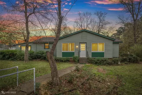 302 Princeton Rd, Princeton, LA 71067