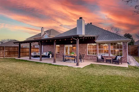 10814 Spring Lake Rd, Frisco, TX 75035