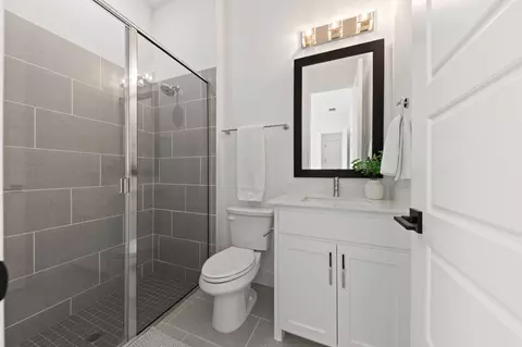 Bath - 270 Peach Point Rd, Prosper, TX 75078 photo 4 of 6