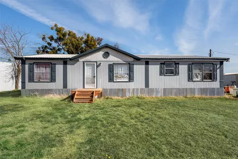 501 Billings Rd, Tolar, TX 76476