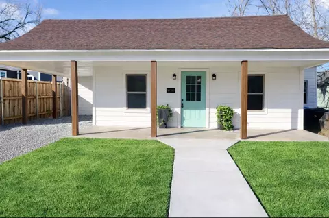811 W Day St, Denison, TX 75020