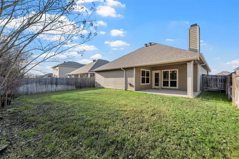 Exterior - 3917 S Fork Ranch Rd, Waco, TX 76705 photo 2 of 2