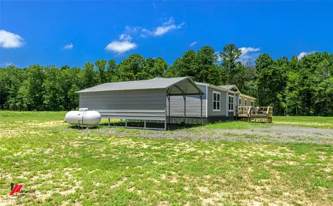 790 Chalybeate Springs Rd, Plain Dealing, LA 71064 photo 2