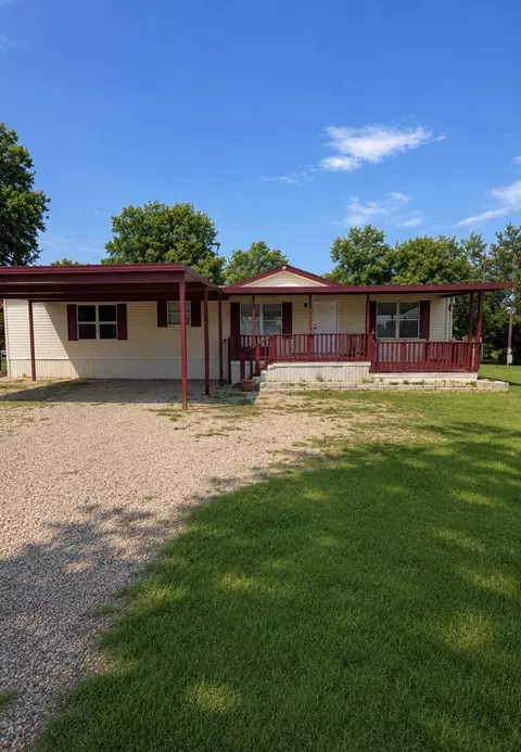 6013 Idaho Trl, Granbury, TX 76048