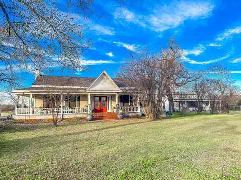 618 W Main St, Fairfield, TX 75840