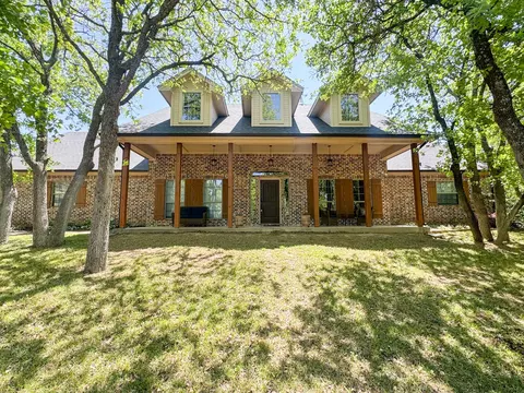 505 Spring Valley Rd, Paradise, TX 76073