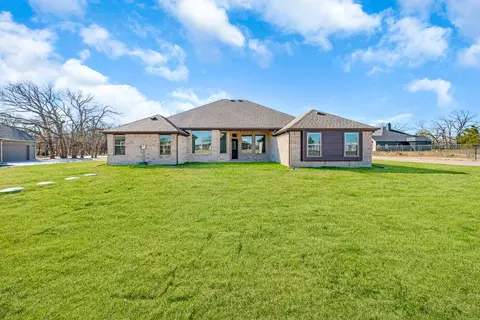 Exterior - 111 Doris, Canton, TX 75103 photo 2 of 5