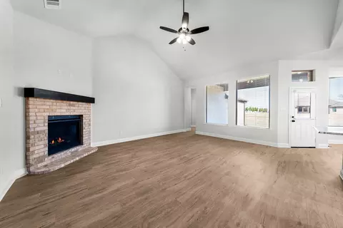 Living - 111 Doris, Canton, TX 75103 photo 3 of 3