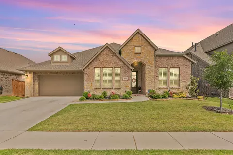 1076 Fleetwood Dr, Justin, TX 76247