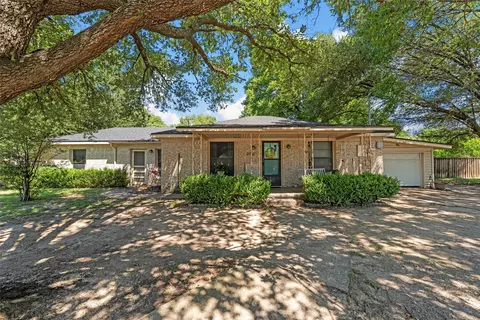 200 Brenda St, Waco, TX 76705