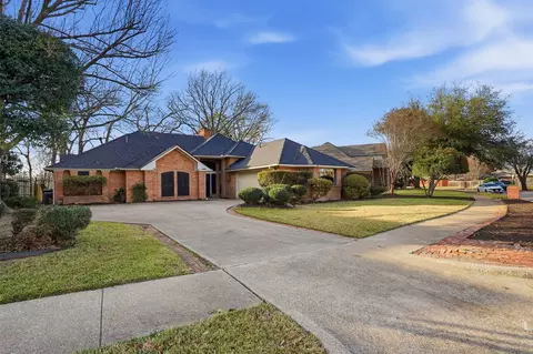 2209 Fulton Dr, Garland, TX 75044
