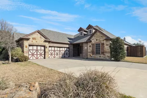 1749 Potomac Dr, Burleson, TX 76028