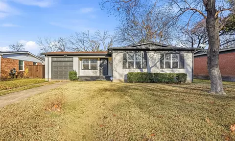 10833 Ruth Ann Dr, Dallas, TX 75228