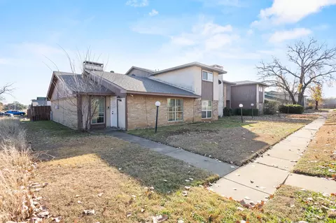 1402 S Carrier Pkwy #310, Grand Prairie, TX 75051