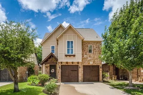 305 Post View Dr, Aledo, TX 76008