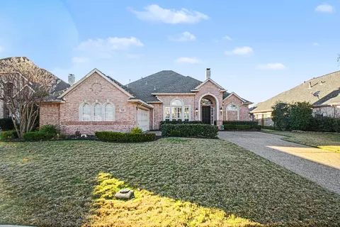 505 Beacon Hill Dr, Coppell, TX 75019