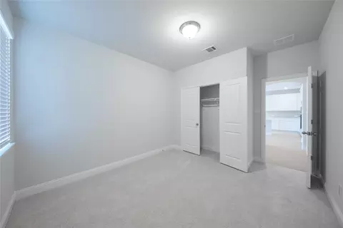 Bedroom - 511 Pepperwood Dr, Rockwall, TX 75087 photo 4 of 6