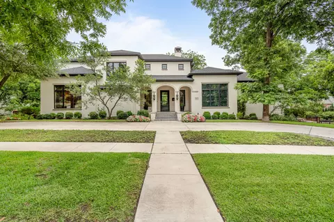 2413 Lofton Ter, Fort Worth, TX 76109