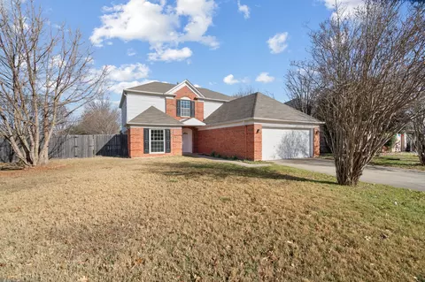 3416 Plantation Ln, Fort Worth, TX 76123