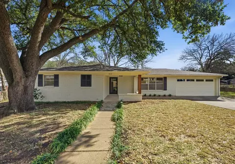 5612 Roberts Dr, Waco, TX 76710