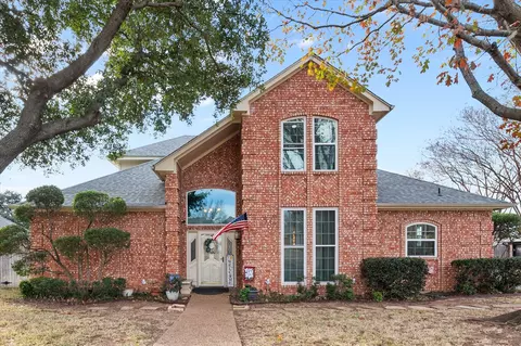 6702 Capitol Hill Dr, Arlington, TX 76017