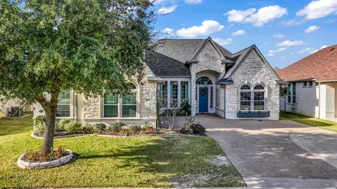 1318 Amsterdam Ct, Granbury, TX 76048