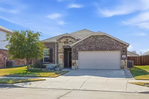 7429 Charbray Rd, Fort Worth, TX 76131