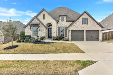 5708 Lake Jackson Dr, Fort Worth, TX 76126
