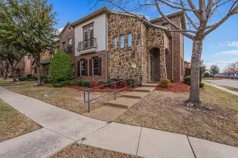 8604 Calvin Rd, Irving, TX 75063