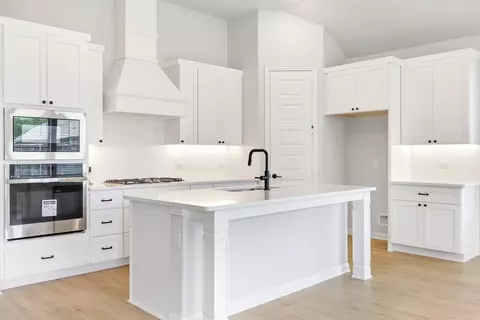 Kitchen - 718 Tinsley Meadows Dr, Van Alstyne, TX 75495 photo 1 of 3