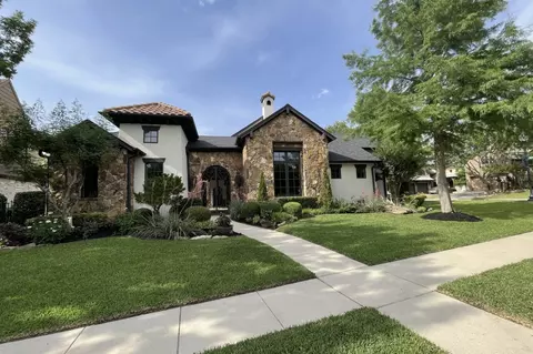 2825 Cotswold Ct, Keller, TX 76248