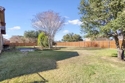 Exterior - 2011 Cascade Trl, Mcgregor, TX 76657 photo 6 of 7