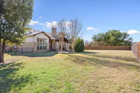 Exterior - 2011 Cascade Trl, Mcgregor, TX 76657 photo 7 of 7