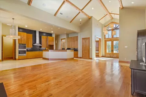 Living - 2011 Cascade Trl, Mcgregor, TX 76657 photo 4 of 7