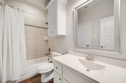 Bath - 16701 Millenium Park Pl, Prosper, TX 75078 photo 4 of 4