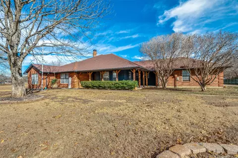 208 Catawba Rd, Waxahachie, TX 75165