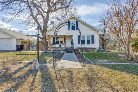 435 Elm St, Palo Pinto, TX 76484