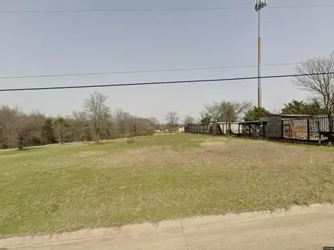 1213 Lyndon Ave, Desoto, TX 75115