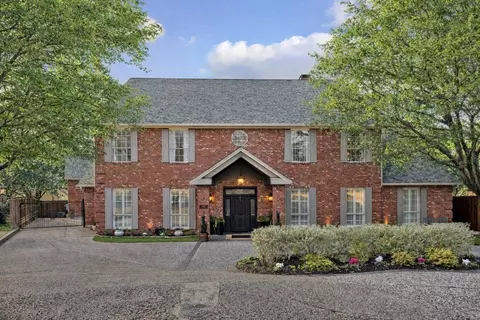 9809 Church Cir, Dallas, TX 75238