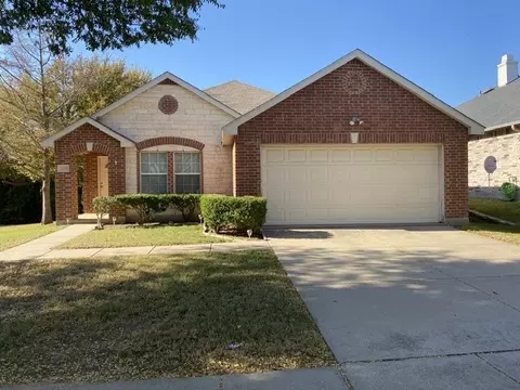 3205 Clydesdale Dr, Denton, TX 76210