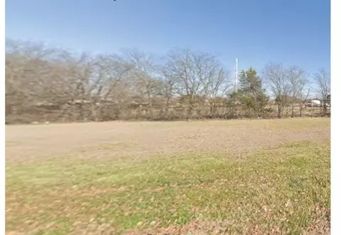 1331 N Houston School Rd, Lancaster, TX 75146
