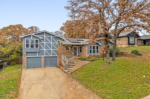 7521 Yolanda Dr, Fort Worth, TX 76112