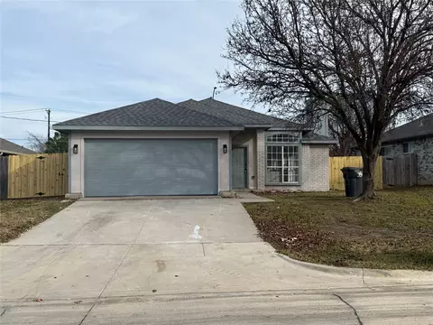 6005 Meadowdale Rd, Arlington, TX 76017