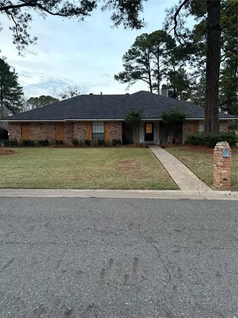 9957 Trailridge Dr, Shreveport, LA 71106