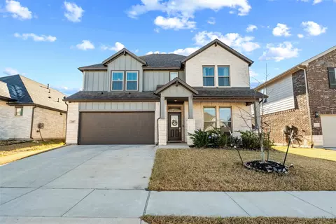 2417 Mankato Dr, Fort Worth, TX 76179
