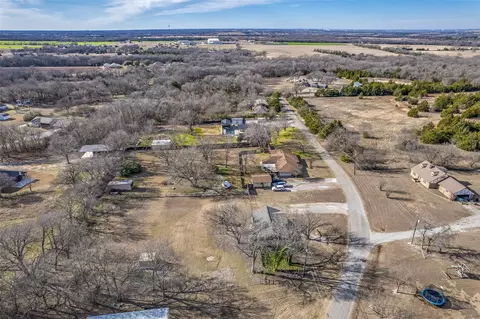 View/Area - 301 Pecan St, Tom Bean, TX 75489 photo 5 of 5