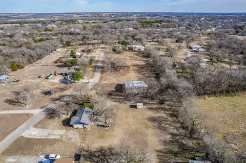 View/Area - 301 Pecan St, Tom Bean, TX 75489 photo 4 of 5
