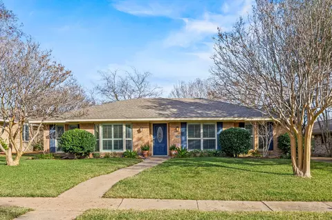 405 Valley Glen Dr, Richardson, TX 75080