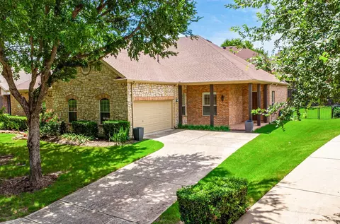 719 Scenic Ranch Cir, Fairview, TX 75069